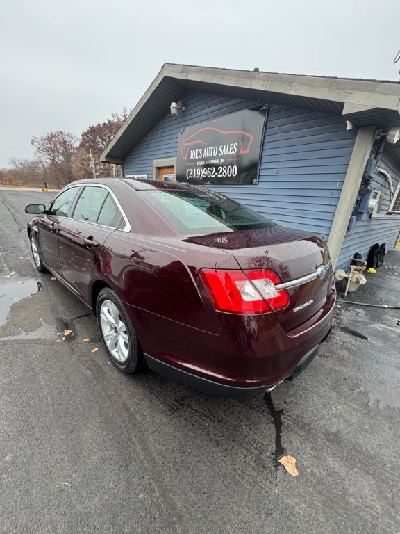 2011 Ford Taurus Image 6