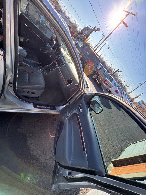 2010 Lincoln MKZ Image 13