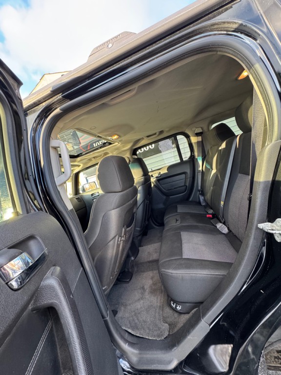 2006 HUMMER H3 Image 8