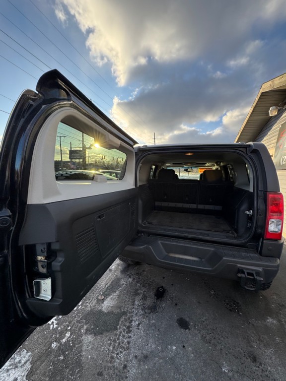 2006 HUMMER H3 Image 9