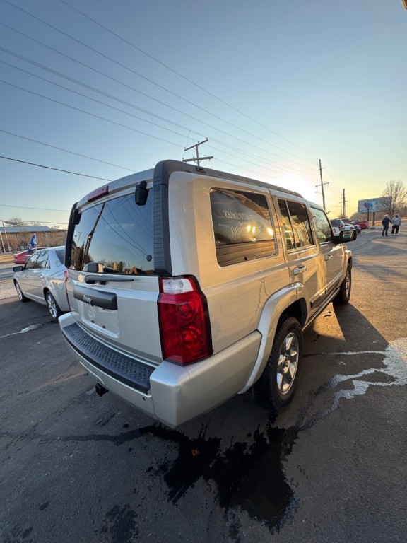 2007 Jeep Commander Image 4
