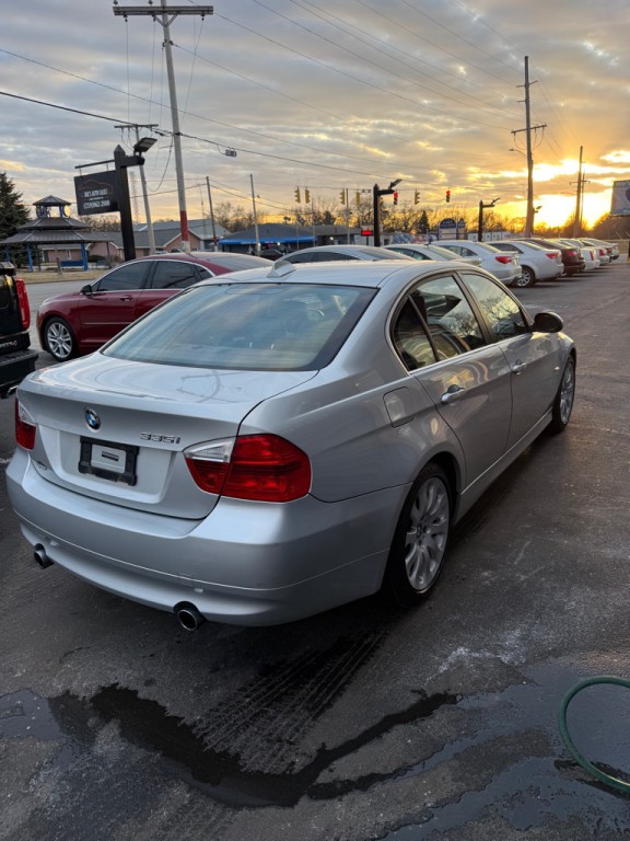 2007 BMW 3 Series Image 4