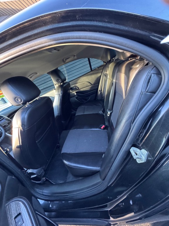 2014 Chevrolet Malibu Image 8