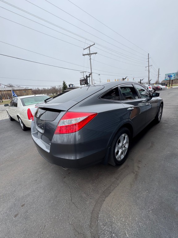2010 Honda Crosstour Image 4