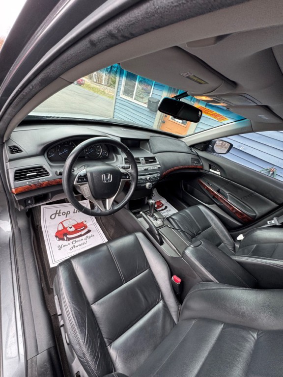 2010 Honda Crosstour Image 8