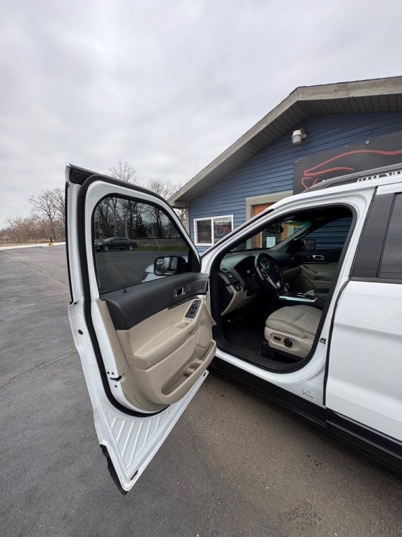 2015 Ford Explorer Image 7