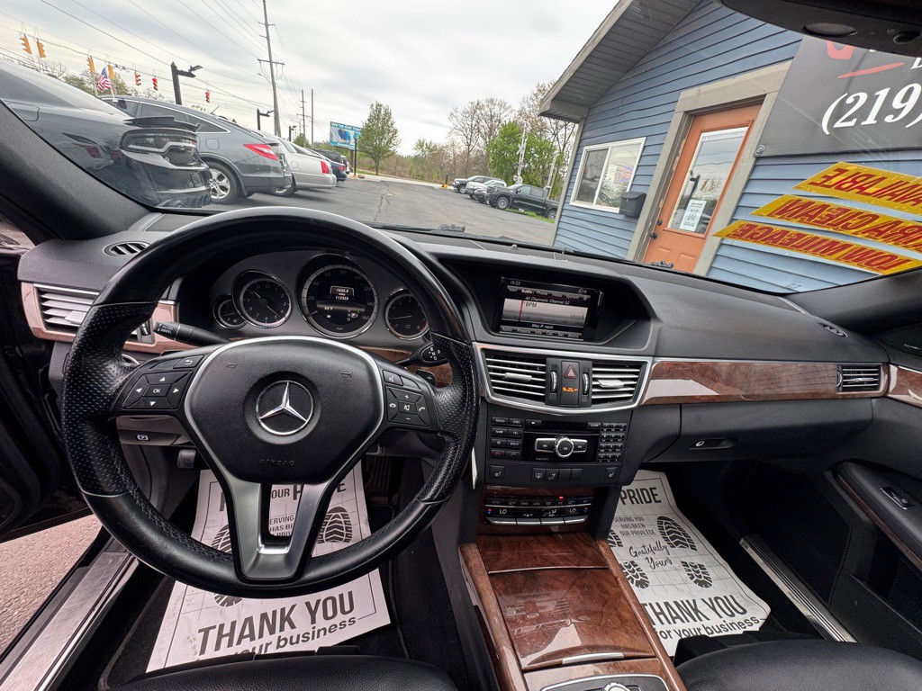 2013 Mercedes-Benz E-Class Image 9