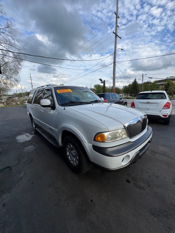 1999 Lincoln Navigator Image 3