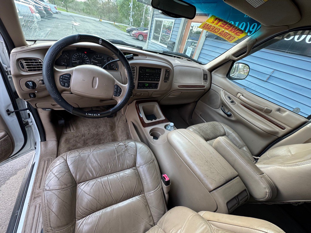 1999 Lincoln Navigator Image 7