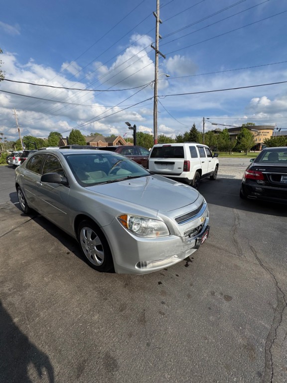 2012 Chevrolet Malibu Image 3