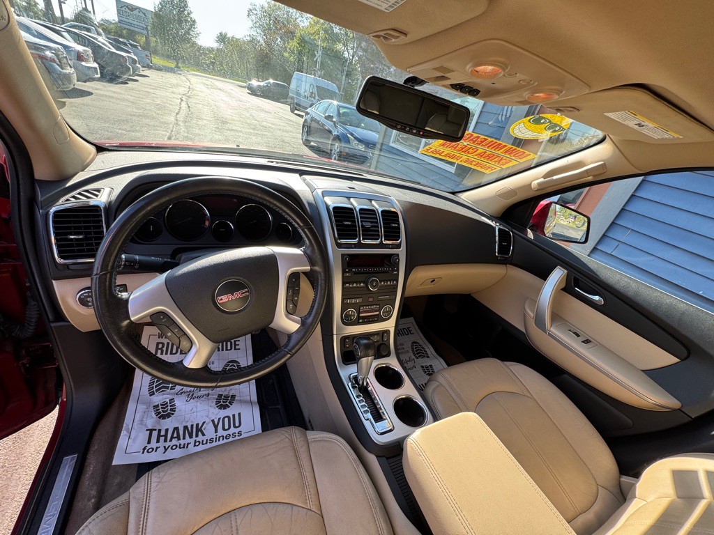 2012 GMC Acadia Image 7