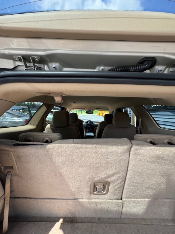 2012 Buick Enclave Image 11