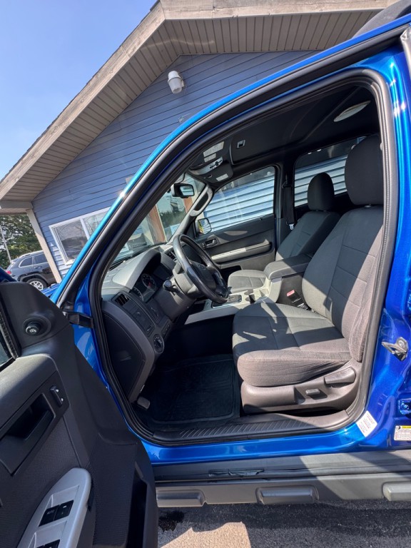 2011 Ford Escape Image 7