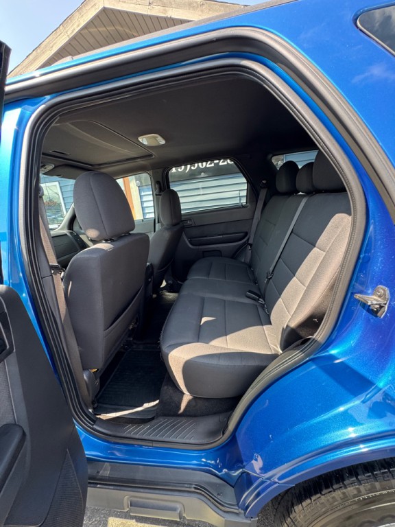 2011 Ford Escape Image 8