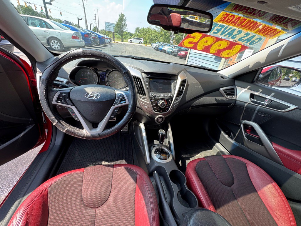 2012 Hyundai Veloster Image 9