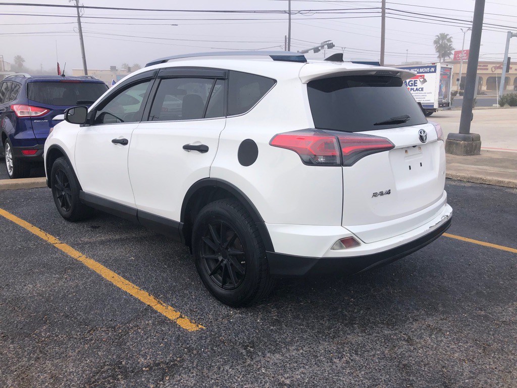 2018 Toyota Rav4 Image 13