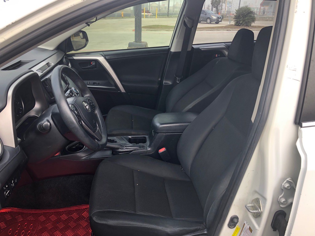 2018 Toyota Rav4 Image 17