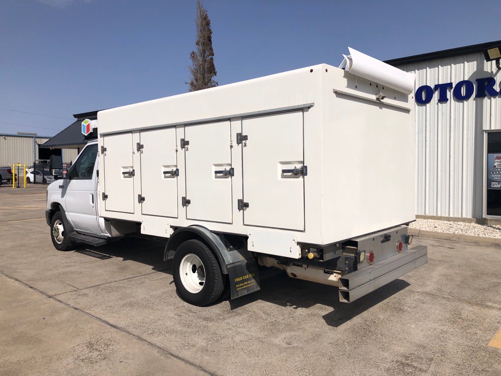 2019 Ford Econoline Image 3