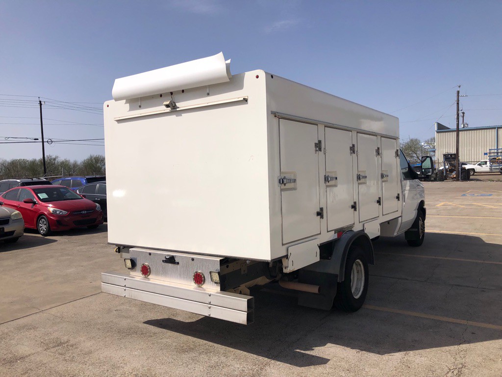 2019 Ford Econoline Image 4