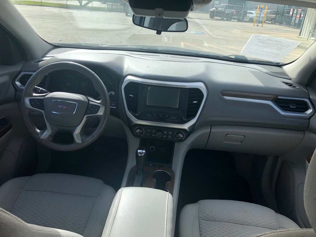 2018 GMC Acadia Image 12