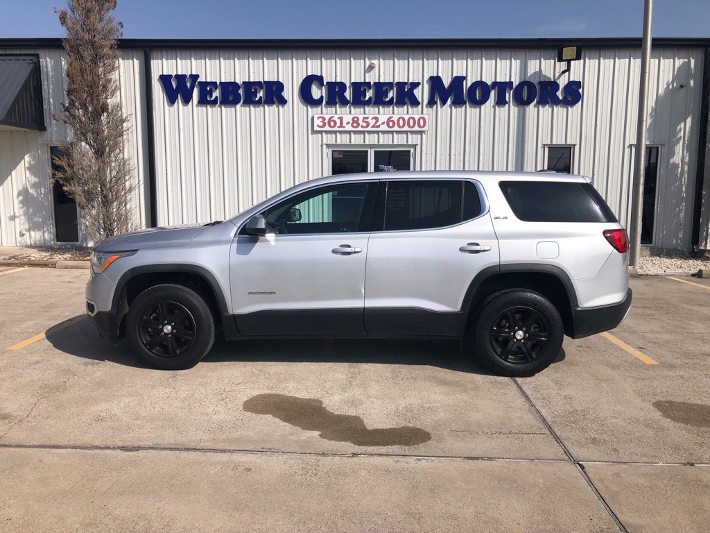 2017 GMC Acadia Image 1
