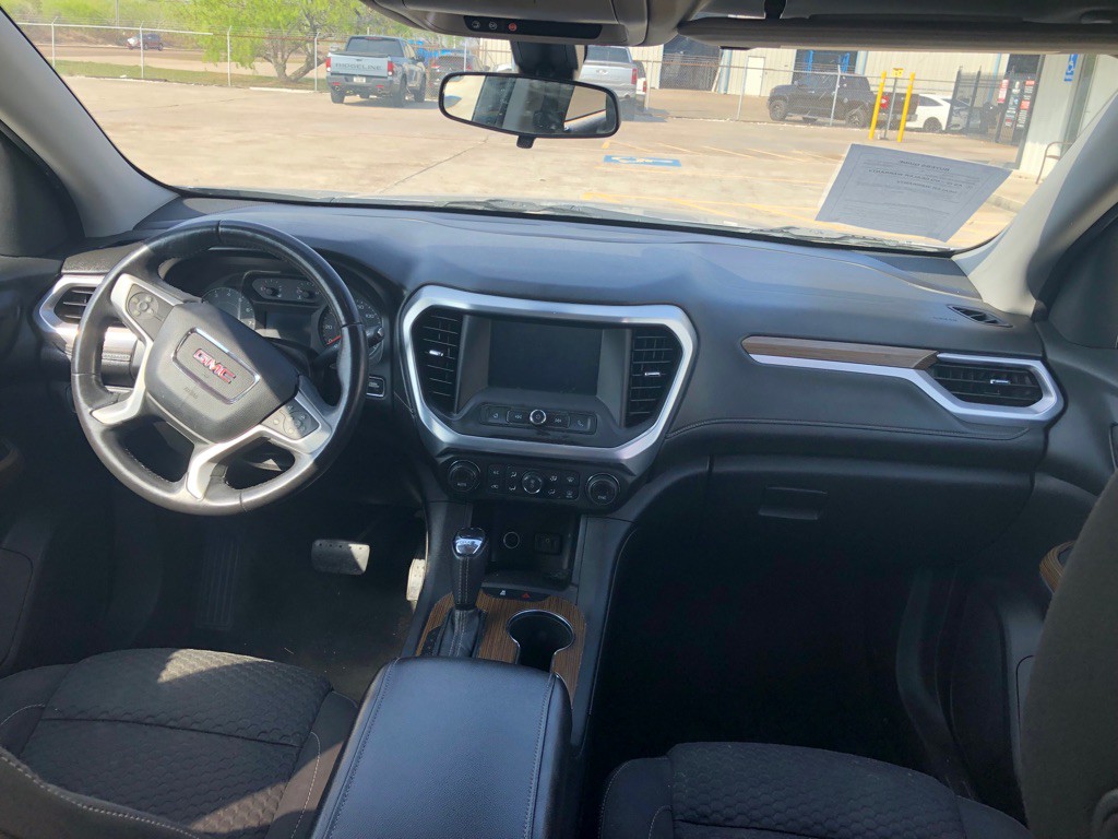 2017 GMC Acadia Image 13