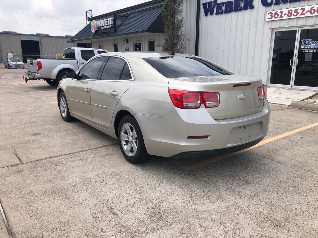 2013 Chevrolet Malibu Image 3