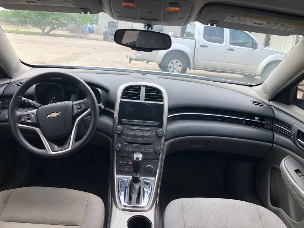 2013 Chevrolet Malibu Image 10