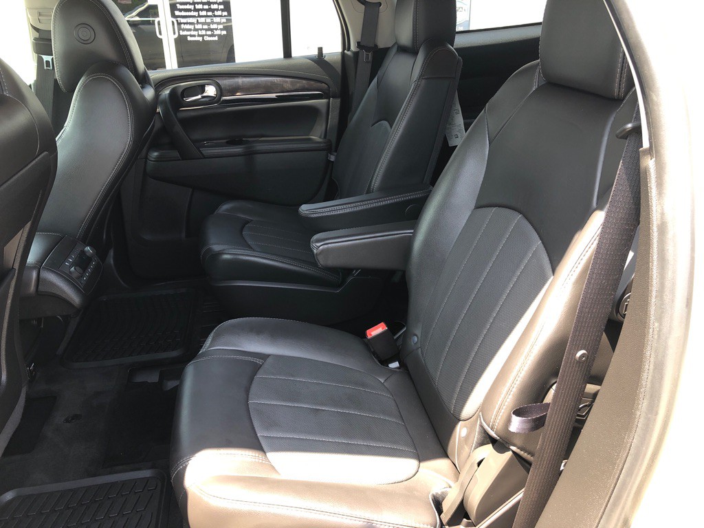 2016 Buick Enclave Image 7