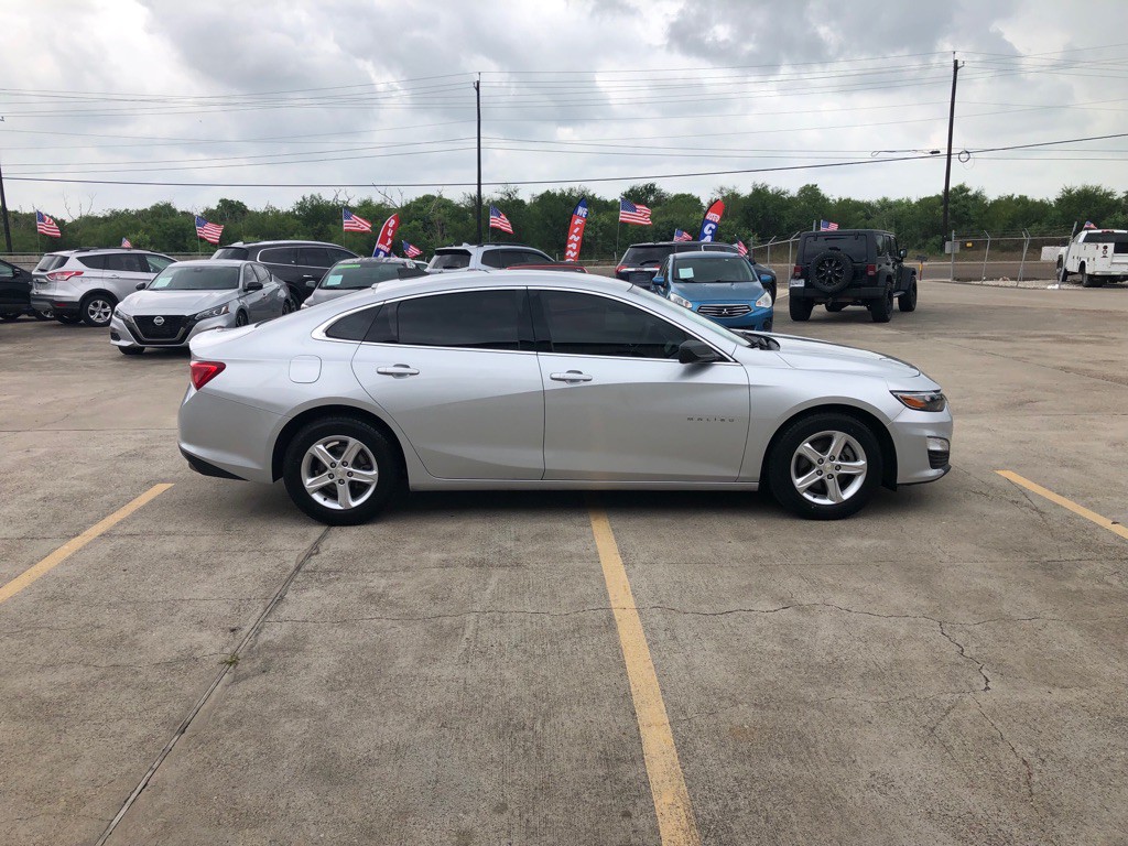 2021 Chevrolet Malibu Image 5