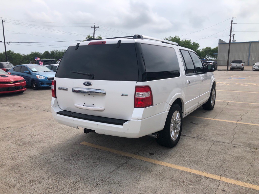 2011 Ford Expedition Image 4