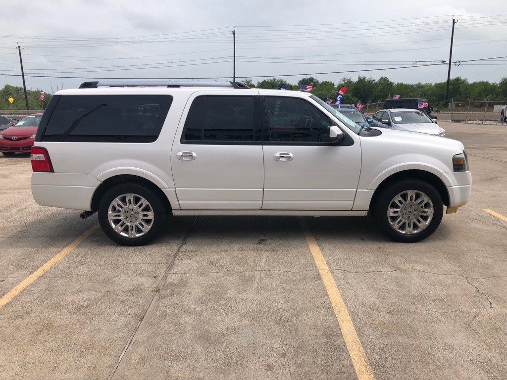 2011 Ford Expedition Image 5