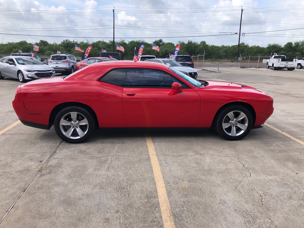 2015 Dodge Challenger Image 5