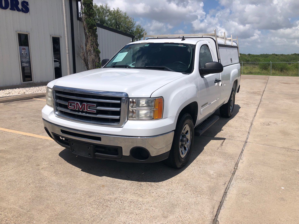 2013 GMC Sierra Image 2
