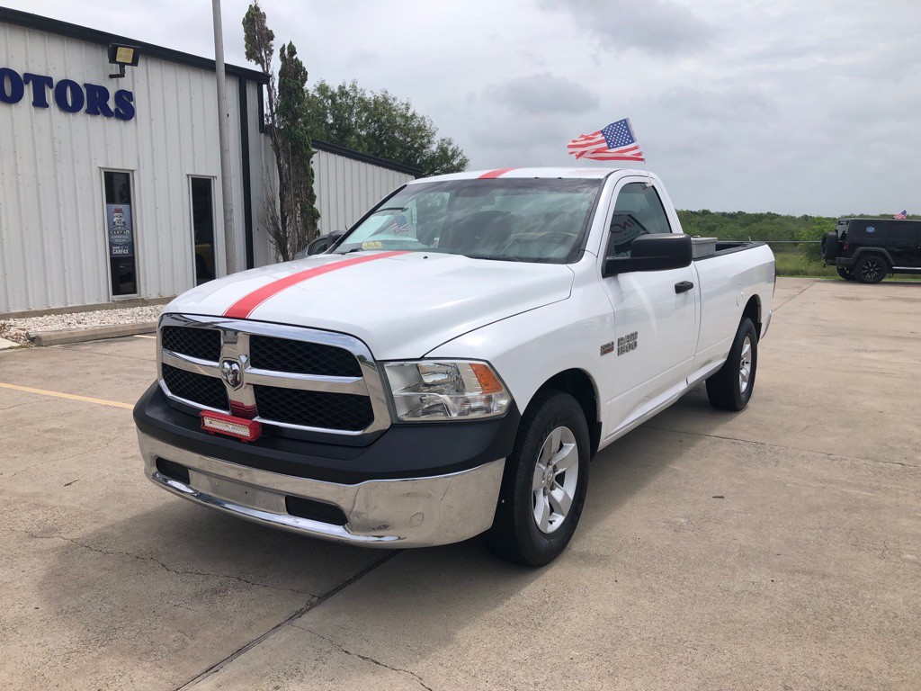 2014 RAM 1500 Image 2
