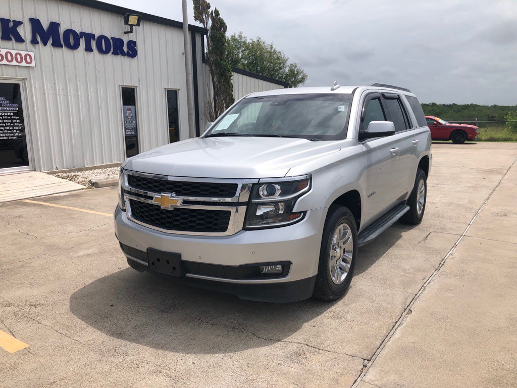 2015 Chevrolet Tahoe Image 2