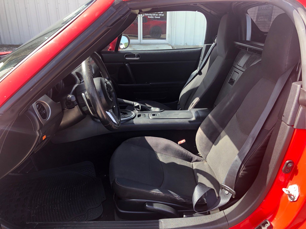 2010 Mazda MX-5 Miata Image 8