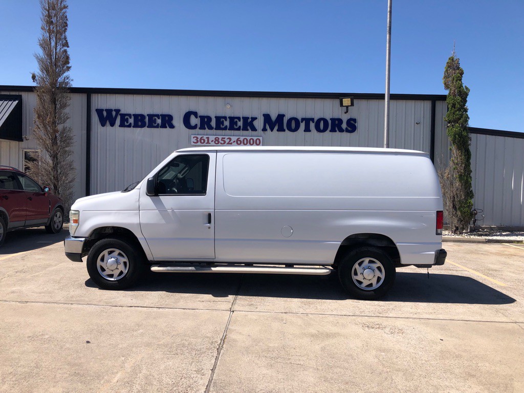 2014 Ford Econoline Image 1