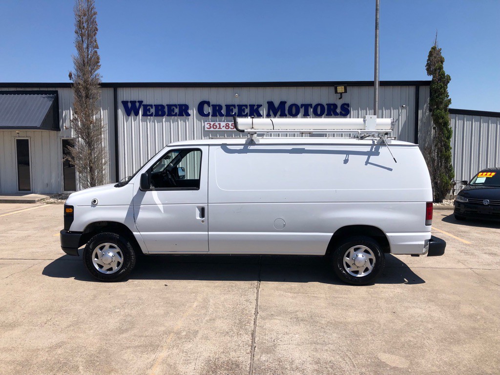 2013 Ford Econoline Image 1