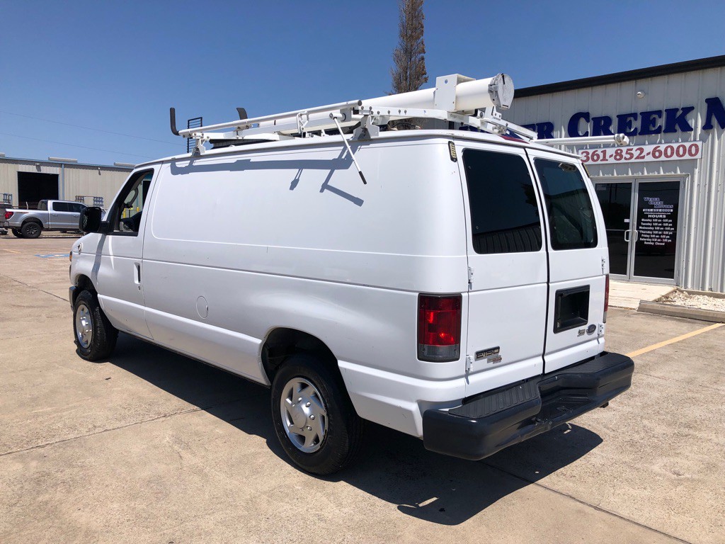 2013 Ford Econoline Image 3