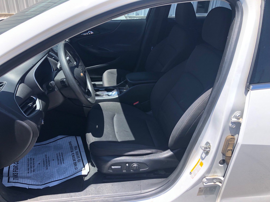 2019 Chevrolet Malibu Image 7