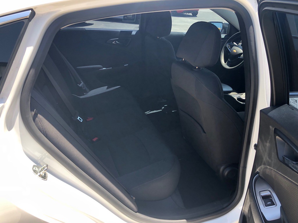 2019 Chevrolet Malibu Image 10