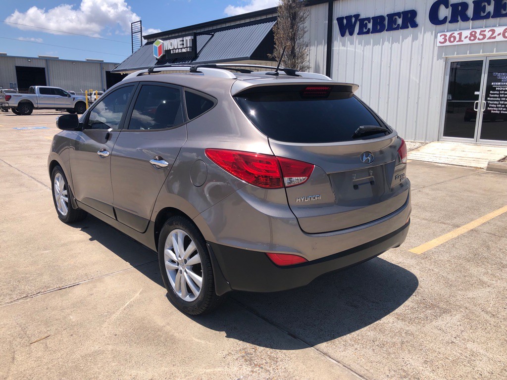 2013 Hyundai Tucson Image 3