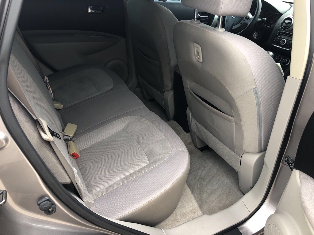 2013 Nissan Rogue Image 9