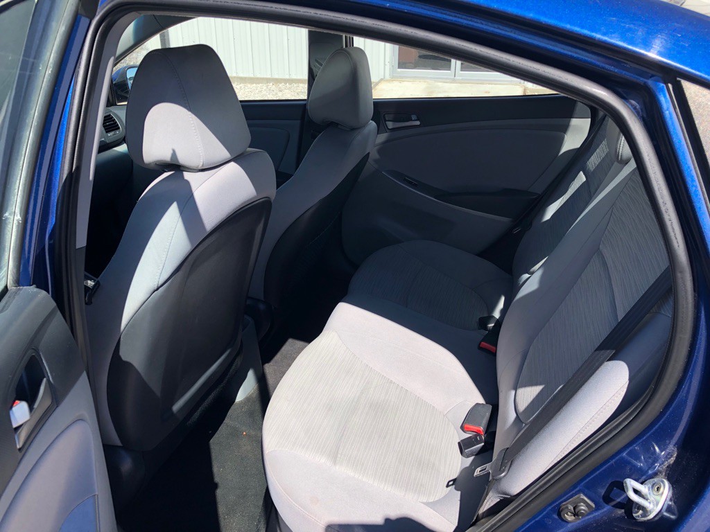 2017 Hyundai Accent Image 7