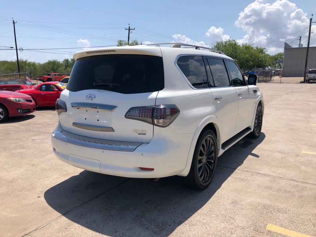 2015 INFINITI QX80 Image 4