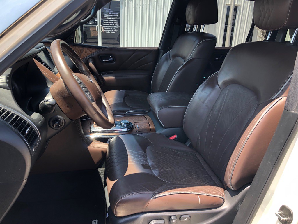 2015 INFINITI QX80 Image 7