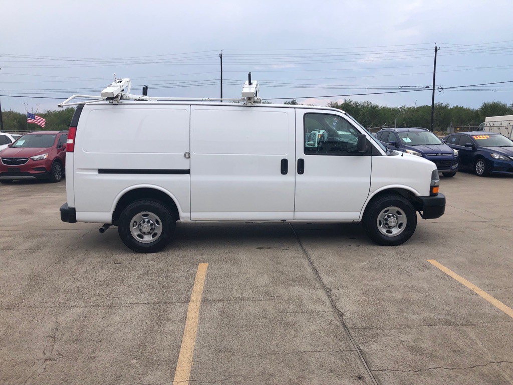 2019 Chevrolet Express Image 5