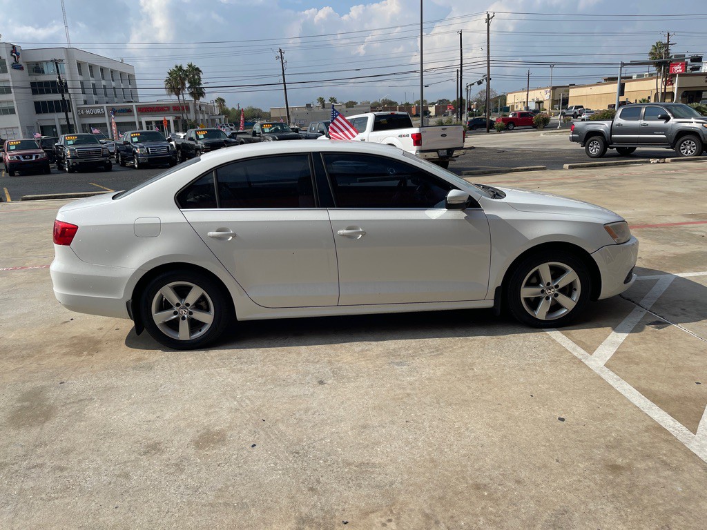 2014 Volkswagen Jetta Image 5