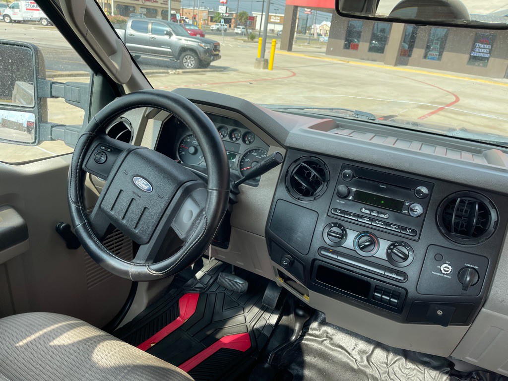 2008 Ford F-250 Image 9